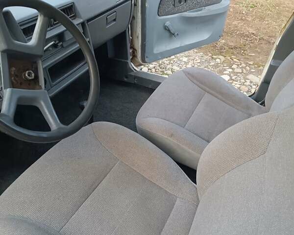 Белый ЗАЗ 1105 Дана, объемом двигателя 1.2 л и пробегом 150 тыс. км за 900 $, фото 5 на Automoto.ua