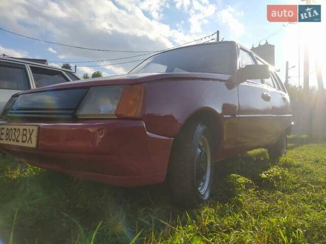 ЗАЗ 1105 Дана 1995 в Черновцах на Automoto.ua Красный ЗАЗ 1105 Дана, объемом двигателя 1.09 л и пробегом 250 тыс. км за 700 $, фото 3 на Automoto.ua