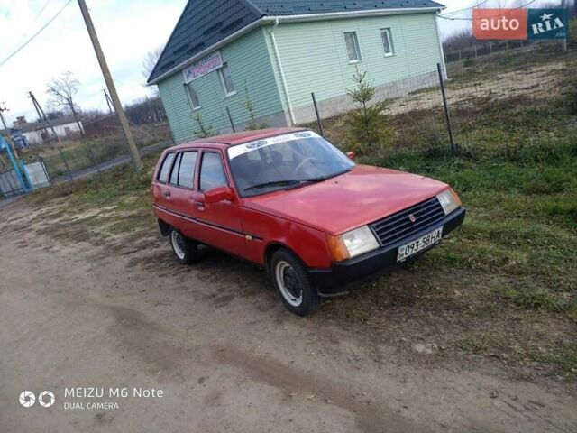 Красный ЗАЗ 1105 Дана, объемом двигателя 1.1 л и пробегом 100 тыс. км за 844 $, фото 1 на Automoto.ua