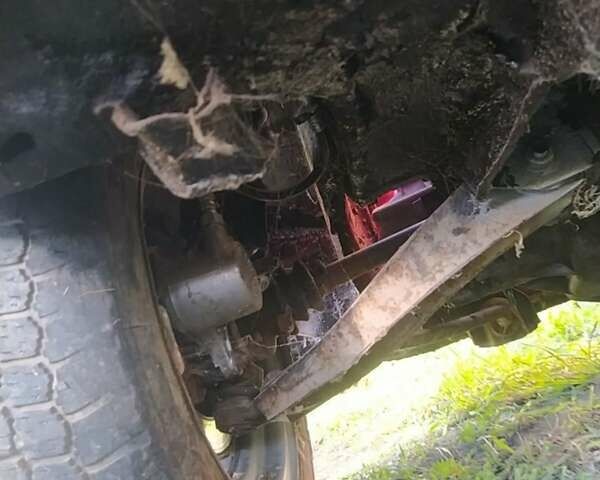 ЗАЗ 1105 Дана 1995 в Черновцах на Automoto.ua Красный ЗАЗ 1105 Дана, объемом двигателя 1.09 л и пробегом 250 тыс. км за 700 $, фото 8 на Automoto.ua