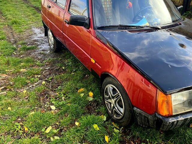 Красный ЗАЗ 1105 Дана, объемом двигателя 1.3 л и пробегом 0 тыс. км за 600 $, фото 1 на Automoto.ua