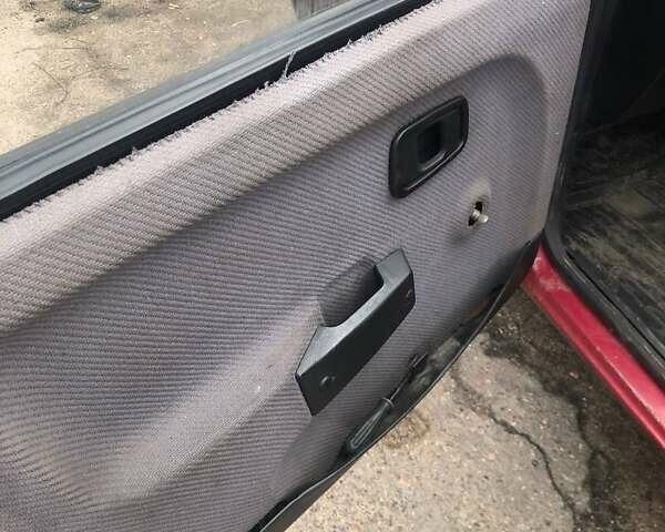 Красный ЗАЗ 1105 Дана, объемом двигателя 1.1 л и пробегом 160 тыс. км за 900 $, фото 8 на Automoto.ua