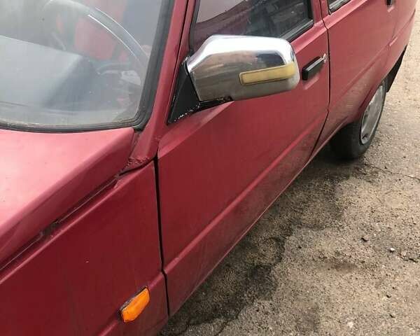 Красный ЗАЗ 1105 Дана, объемом двигателя 1.1 л и пробегом 160 тыс. км за 900 $, фото 4 на Automoto.ua