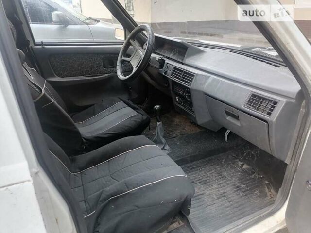 ЗАЗ 1105 Дана, объемом двигателя 1.2 л и пробегом 230 тыс. км за 700 $, фото 4 на Automoto.ua