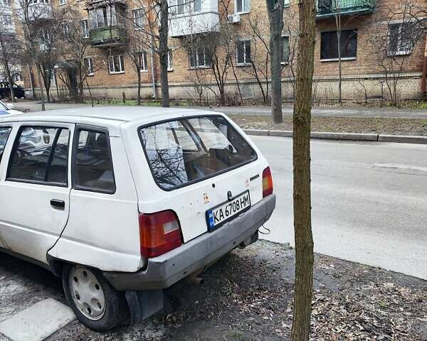 ЗАЗ 1105 Дана, об'ємом двигуна 1.09 л та пробігом 125 тис. км за 900 $, фото 3 на Automoto.ua