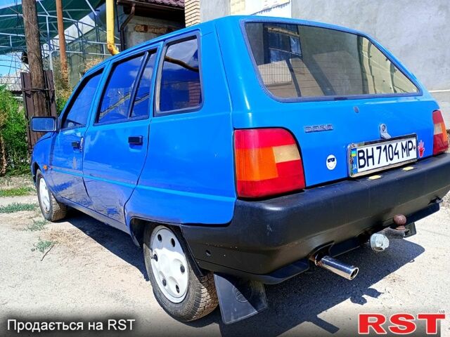 Синій ЗАЗ 1105 Дана, об'ємом двигуна 1.1 л та пробігом 142 тис. км за 800 $, фото 9 на Automoto.ua