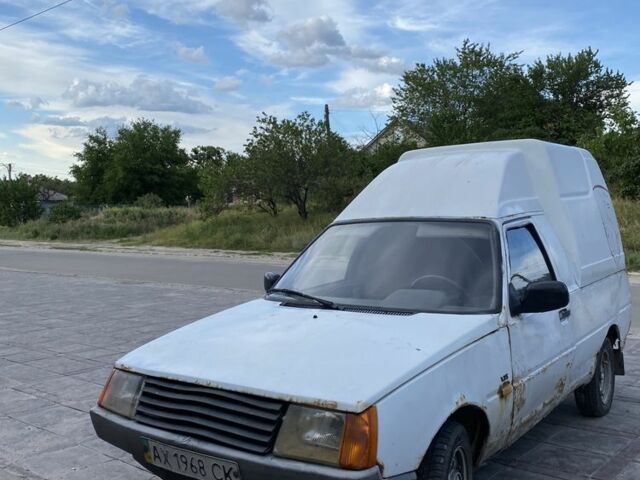 Белый ЗАЗ 1105, объемом двигателя 1.2 л и пробегом 200 тыс. км за 385 $, фото 3 на Automoto.ua