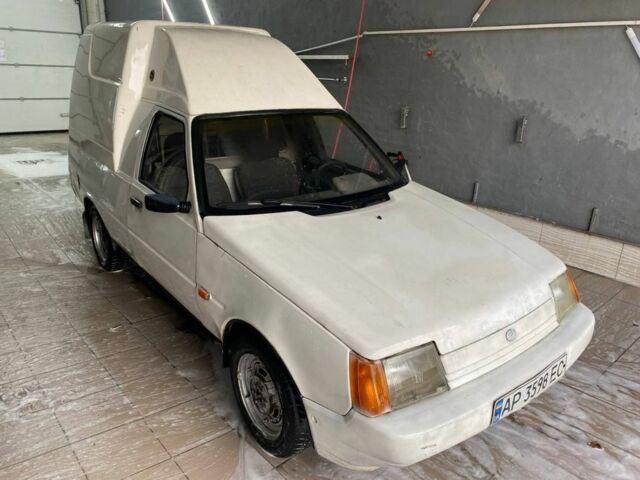 Белый ЗАЗ 1105, объемом двигателя 1.3 л и пробегом 150 тыс. км за 750 $, фото 2 на Automoto.ua