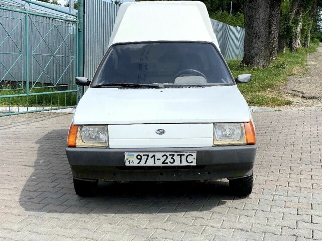 Белый ЗАЗ 1105, объемом двигателя 1.2 л и пробегом 163 тыс. км за 1100 $, фото 1 на Automoto.ua