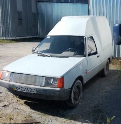 Белый ЗАЗ 1105, объемом двигателя 0 л и пробегом 200 тыс. км за 22000 $, фото 1 на Automoto.ua