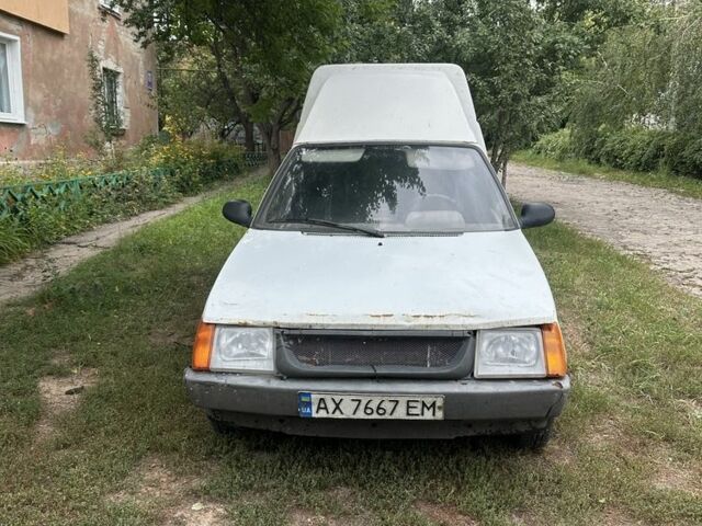 Белый ЗАЗ 1105, объемом двигателя 1.2 л и пробегом 200 тыс. км за 800 $, фото 1 на Automoto.ua