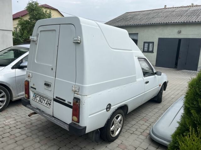 Белый ЗАЗ 1105, объемом двигателя 1.2 л и пробегом 200 тыс. км за 1300 $, фото 2 на Automoto.ua