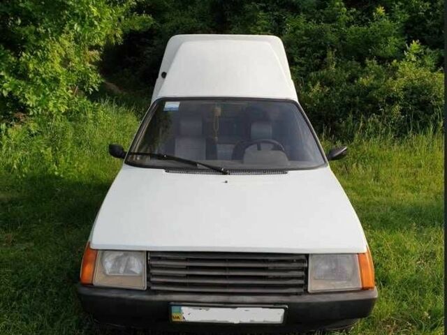 Білий ЗАЗ 1105, об'ємом двигуна 1.2 л та пробігом 62 тис. км за 60000 $, фото 3 на Automoto.ua