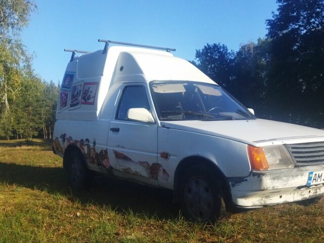 Белый ЗАЗ 1105, объемом двигателя 0 л и пробегом 250 тыс. км за 600 $, фото 2 на Automoto.ua