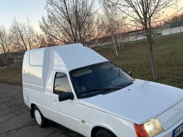 Белый ЗАЗ 1105, объемом двигателя 1.2 л и пробегом 225 тыс. км за 1650 $, фото 1 на Automoto.ua