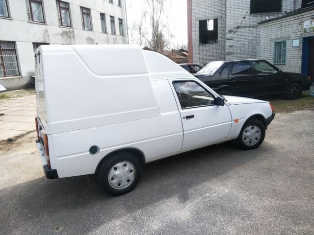 Білий ЗАЗ 1105, об'ємом двигуна 1.2 л та пробігом 88 тис. км за 1300 $, фото 2 на Automoto.ua