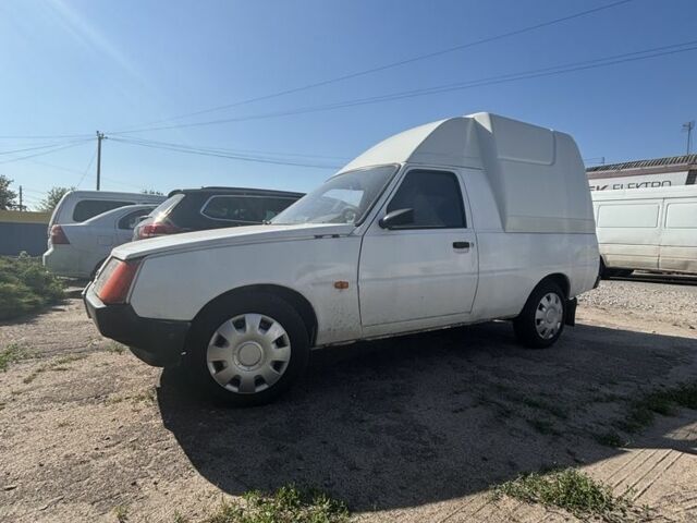 Белый ЗАЗ 1105, объемом двигателя 1.2 л и пробегом 170 тыс. км за 999 $, фото 1 на Automoto.ua