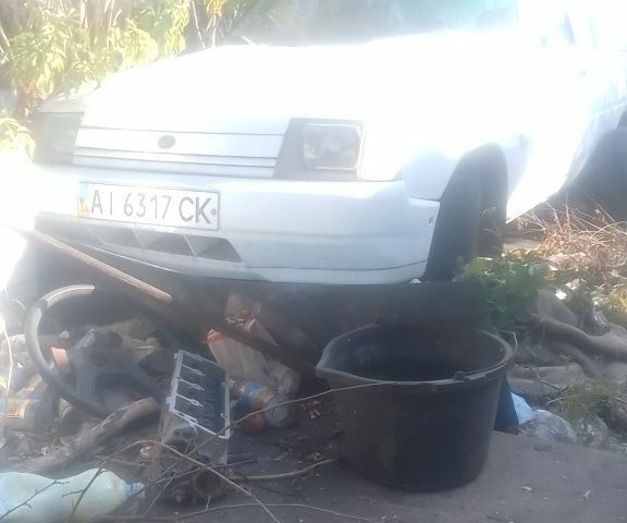 Білий ЗАЗ 1105, об'ємом двигуна 1.2 л та пробігом 125 тис. км за 20000 $, фото 2 на Automoto.ua