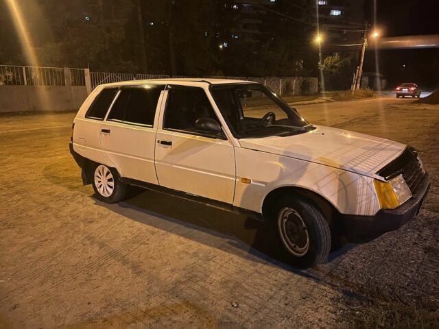 Белый ЗАЗ 1105, объемом двигателя 1.2 л и пробегом 125 тыс. км за 800 $, фото 6 на Automoto.ua