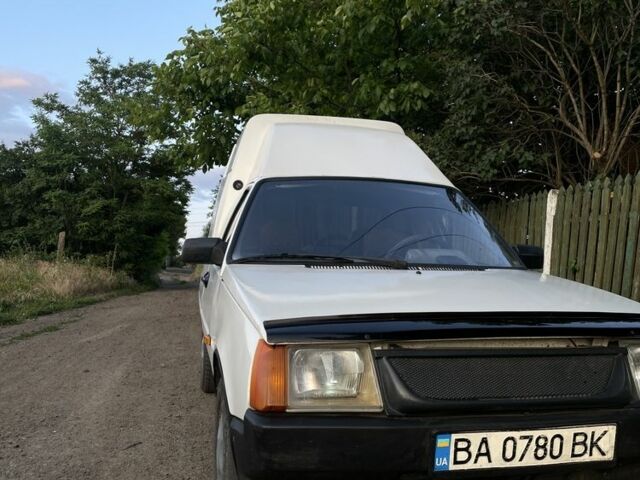 Белый ЗАЗ 110557, объемом двигателя 1.2 л и пробегом 86 тыс. км за 1450 $, фото 2 на Automoto.ua