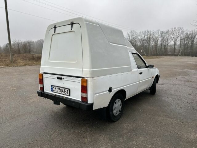 Білий ЗАЗ 110557, об'ємом двигуна 1.2 л та пробігом 100 тис. км за 1000 $, фото 4 на Automoto.ua