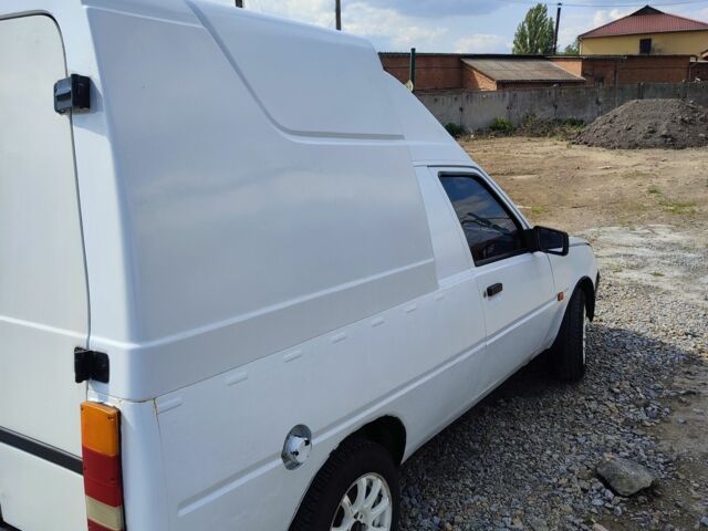 Белый ЗАЗ 110557, объемом двигателя 1.5 л и пробегом 300 тыс. км за 1350 $, фото 2 на Automoto.ua