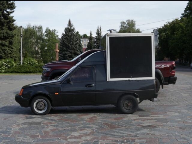 Черный ЗАЗ 110557, объемом двигателя 1.2 л и пробегом 100 тыс. км за 1100 $, фото 2 на Automoto.ua