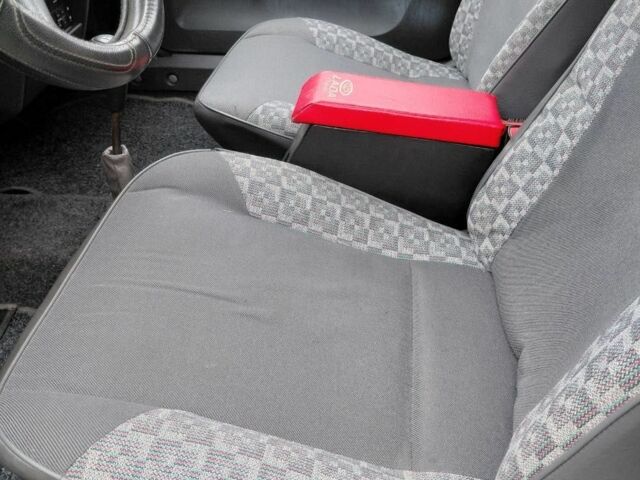 Білий ЗАЗ 110558, об'ємом двигуна 1.2 л та пробігом 200 тис. км за 1205 $, фото 10 на Automoto.ua