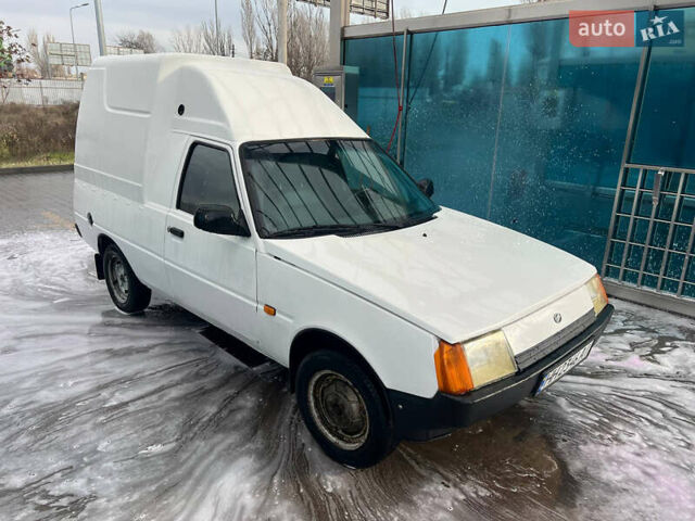 Білий ЗАЗ 110558, об'ємом двигуна 1.2 л та пробігом 240 тис. км за 2900 $, фото 2 на Automoto.ua