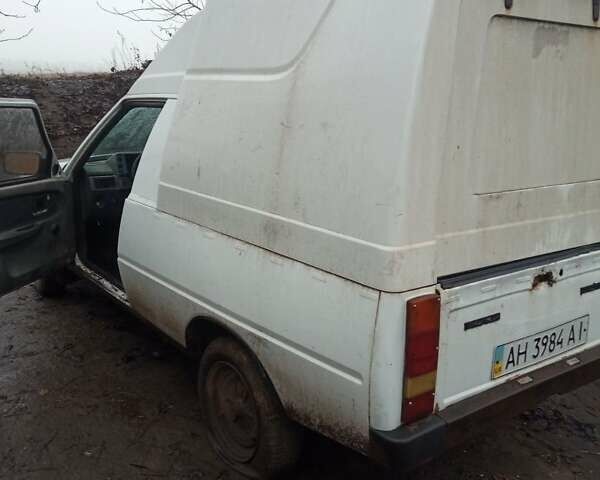 Белый ЗАЗ 110558, объемом двигателя 1.2 л и пробегом 200 тыс. км за 1300 $, фото 1 на Automoto.ua