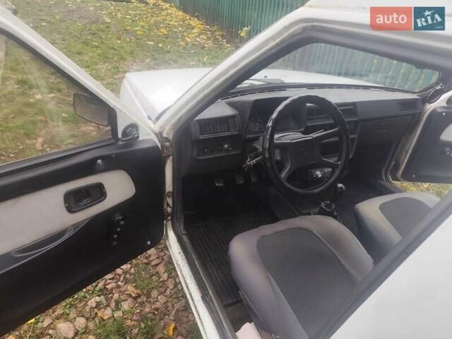 Белый ЗАЗ 110558, объемом двигателя 1.2 л и пробегом 260 тыс. км за 857 $, фото 4 на Automoto.ua