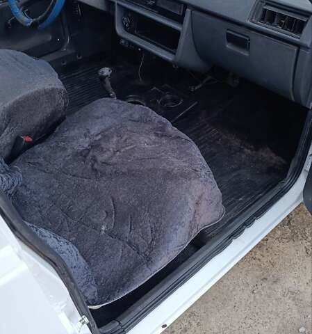 Белый ЗАЗ 110558, объемом двигателя 1.3 л и пробегом 360 тыс. км за 1500 $, фото 3 на Automoto.ua