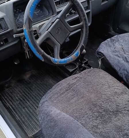 Белый ЗАЗ 110558, объемом двигателя 1.3 л и пробегом 360 тыс. км за 1500 $, фото 5 на Automoto.ua