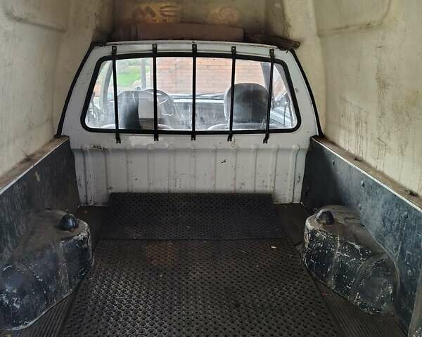 Белый ЗАЗ 110558, объемом двигателя 1.3 л и пробегом 205 тыс. км за 950 $, фото 9 на Automoto.ua