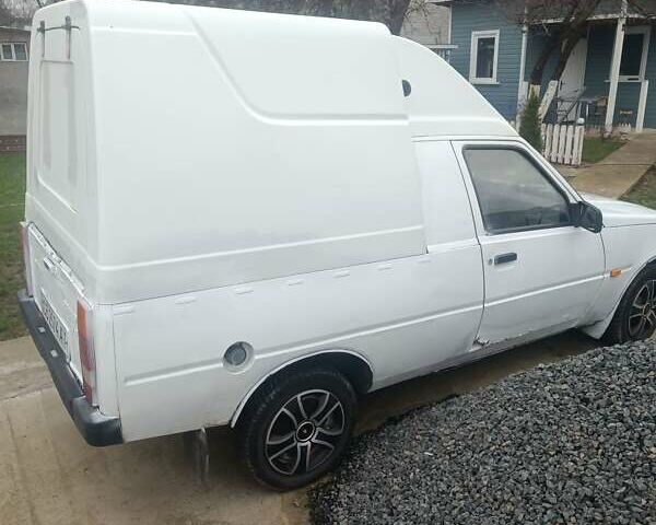 Белый ЗАЗ 110558, объемом двигателя 12.9 л и пробегом 205 тыс. км за 1300 $, фото 2 на Automoto.ua