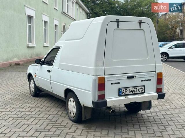Белый ЗАЗ 110558, объемом двигателя 1.2 л и пробегом 100 тыс. км за 950 $, фото 3 на Automoto.ua