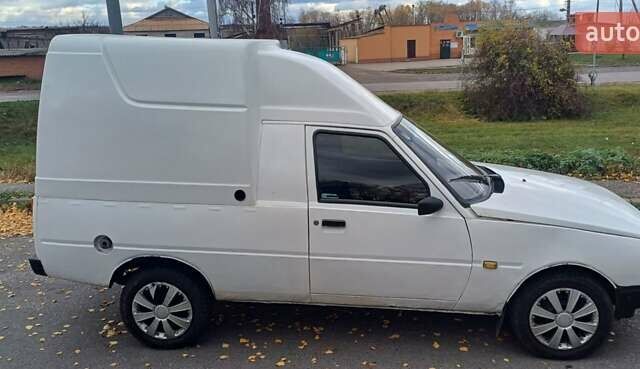 Білий ЗАЗ 110558, об'ємом двигуна 1.2 л та пробігом 170 тис. км за 800 $, фото 3 на Automoto.ua