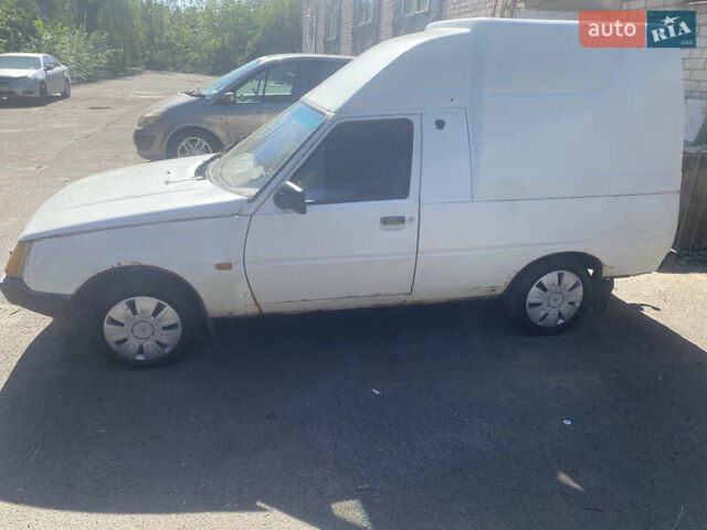 Белый ЗАЗ 110558, объемом двигателя 1.2 л и пробегом 220 тыс. км за 774 $, фото 2 на Automoto.ua