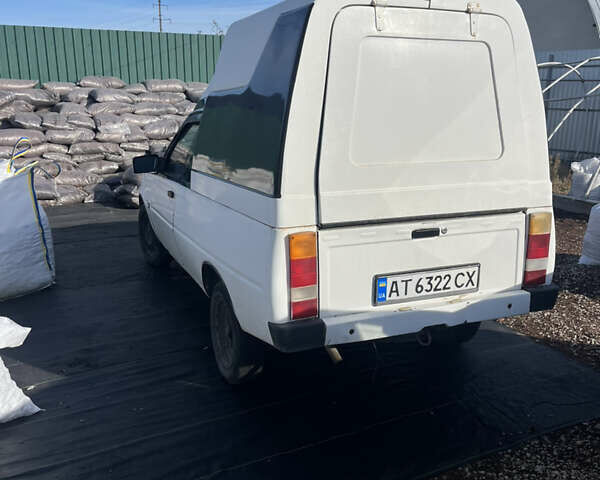 Білий ЗАЗ 110558, об'ємом двигуна 1.2 л та пробігом 201 тис. км за 700 $, фото 2 на Automoto.ua