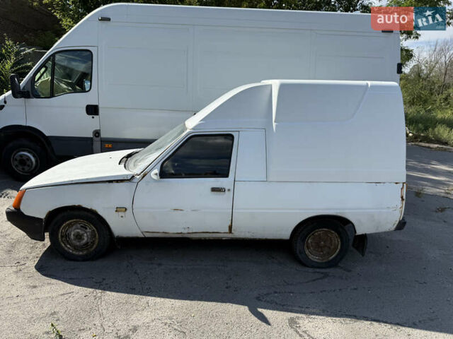 Белый ЗАЗ 110558, объемом двигателя 1.2 л и пробегом 315 тыс. км за 600 $, фото 1 на Automoto.ua