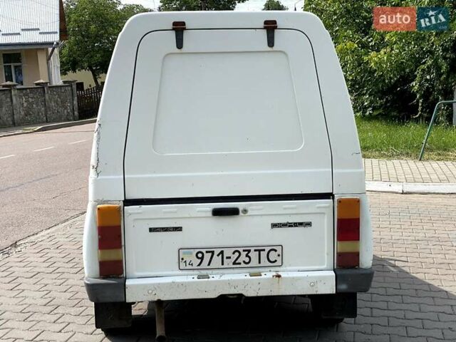 Белый ЗАЗ 110558, объемом двигателя 1.2 л и пробегом 163 тыс. км за 1100 $, фото 2 на Automoto.ua
