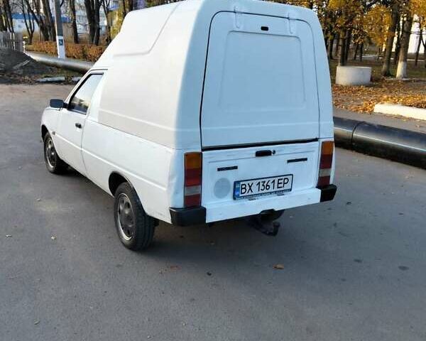 Белый ЗАЗ 110558, объемом двигателя 1.2 л и пробегом 260 тыс. км за 1100 $, фото 2 на Automoto.ua