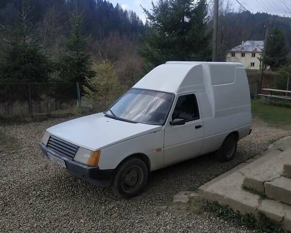 Белый ЗАЗ 110558, объемом двигателя 1.2 л и пробегом 360 тыс. км за 1050 $, фото 1 на Automoto.ua