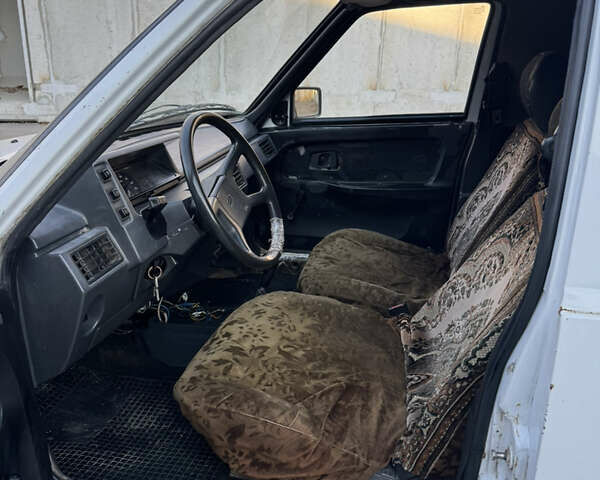 Білий ЗАЗ 110558, об'ємом двигуна 1.2 л та пробігом 7 тис. км за 1200 $, фото 4 на Automoto.ua