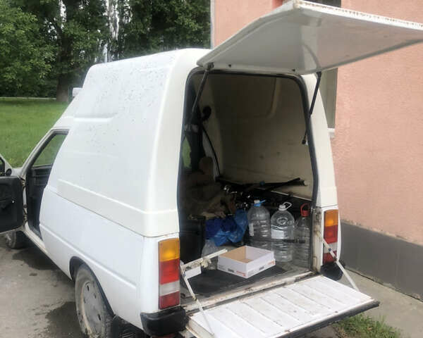 Білий ЗАЗ 110558, об'ємом двигуна 0 л та пробігом 122 тис. км за 1600 $, фото 6 на Automoto.ua