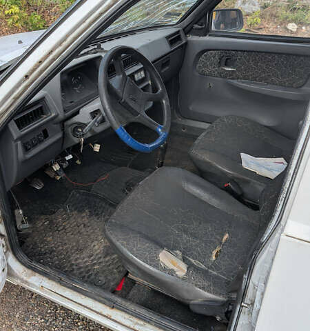 Білий ЗАЗ 110558, об'ємом двигуна 1.2 л та пробігом 85 тис. км за 300 $, фото 5 на Automoto.ua