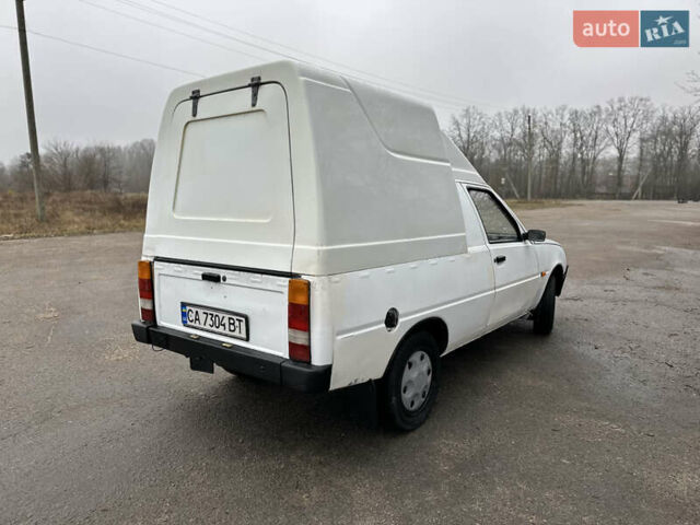 Білий ЗАЗ 110558, об'ємом двигуна 1.3 л та пробігом 100 тис. км за 1000 $, фото 4 на Automoto.ua