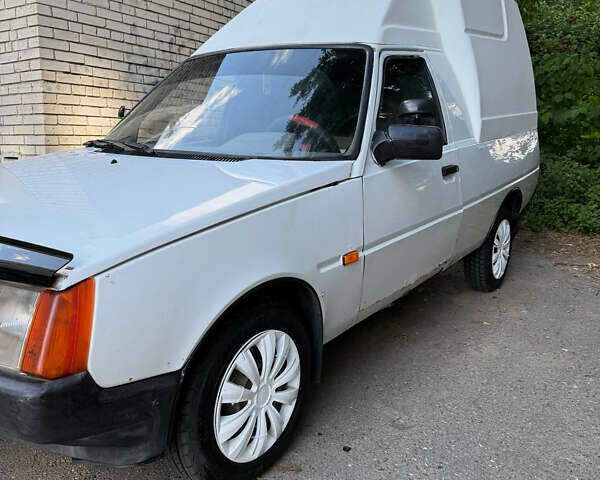 Белый ЗАЗ 110558, объемом двигателя 1.2 л и пробегом 167 тыс. км за 1350 $, фото 3 на Automoto.ua