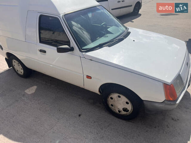 Белый ЗАЗ 110558, объемом двигателя 1.2 л и пробегом 140 тыс. км за 1500 $, фото 1 на Automoto.ua