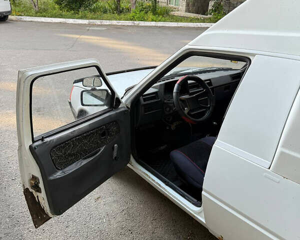 Белый ЗАЗ 110558, объемом двигателя 1.2 л и пробегом 167 тыс. км за 1350 $, фото 8 на Automoto.ua